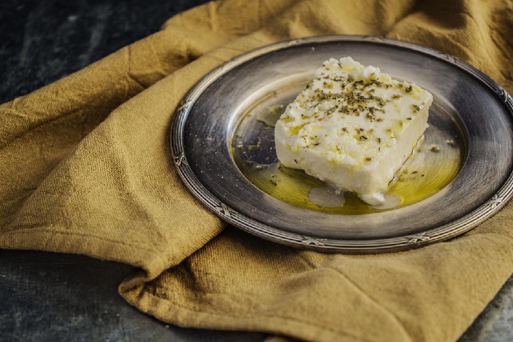 Zdrowie inspirowane Grecją – poznaj właściwości sera feta!