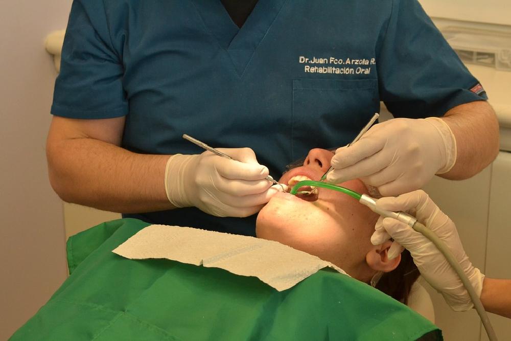 Sposób na zdrowe zęby, czyli aparat ortodontyczny